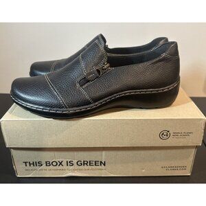 NIB Clarks Cora Harbor Womens Black Leather Zip Loafers 2616846 9 M